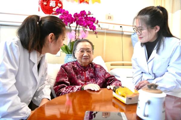 痛悼！著名中医学家、国医大师在上海逝世，享年103岁