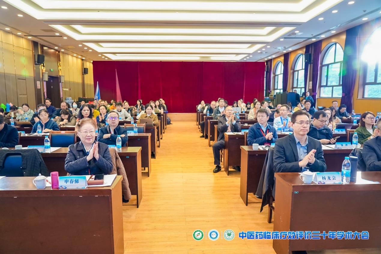 AI赋能中医药临床研究：中成药全生命周期DMC决策新探索